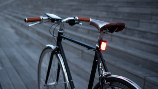 Sécurité à vélo : Pourquoi choisir un éclairage magnétique ?