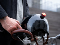 Supporto magnetico universale per casco (luci non incluse)