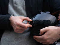 Supporto magnetico universale per casco (luci non incluse)